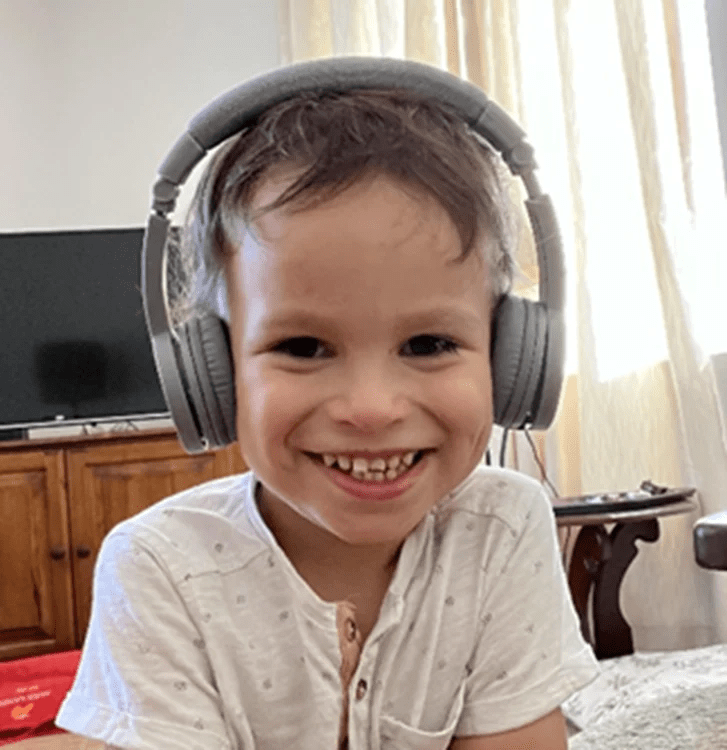 Enjoying music with headphones